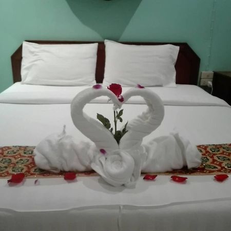 Supergreen Hotel Чалонг Екстер'єр фото