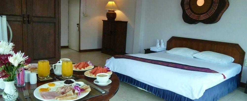 Supergreen Hotel Чалонг Екстер'єр фото