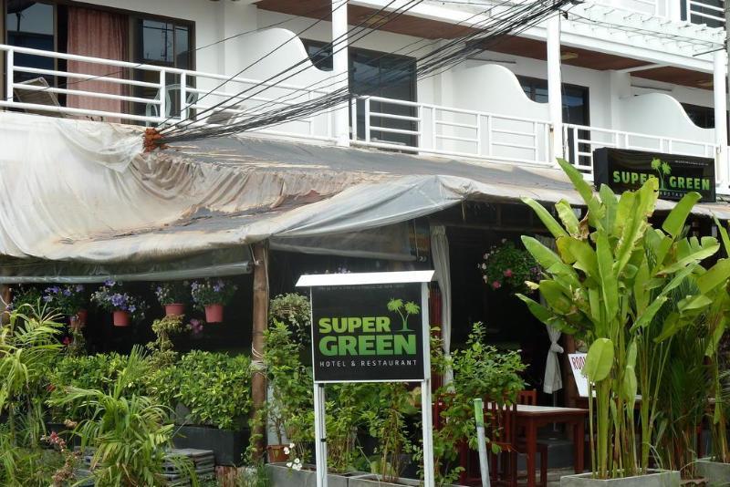 Supergreen Hotel Чалонг Екстер'єр фото