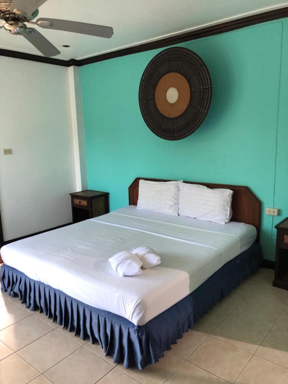 Supergreen Hotel Чалонг Екстер'єр фото
